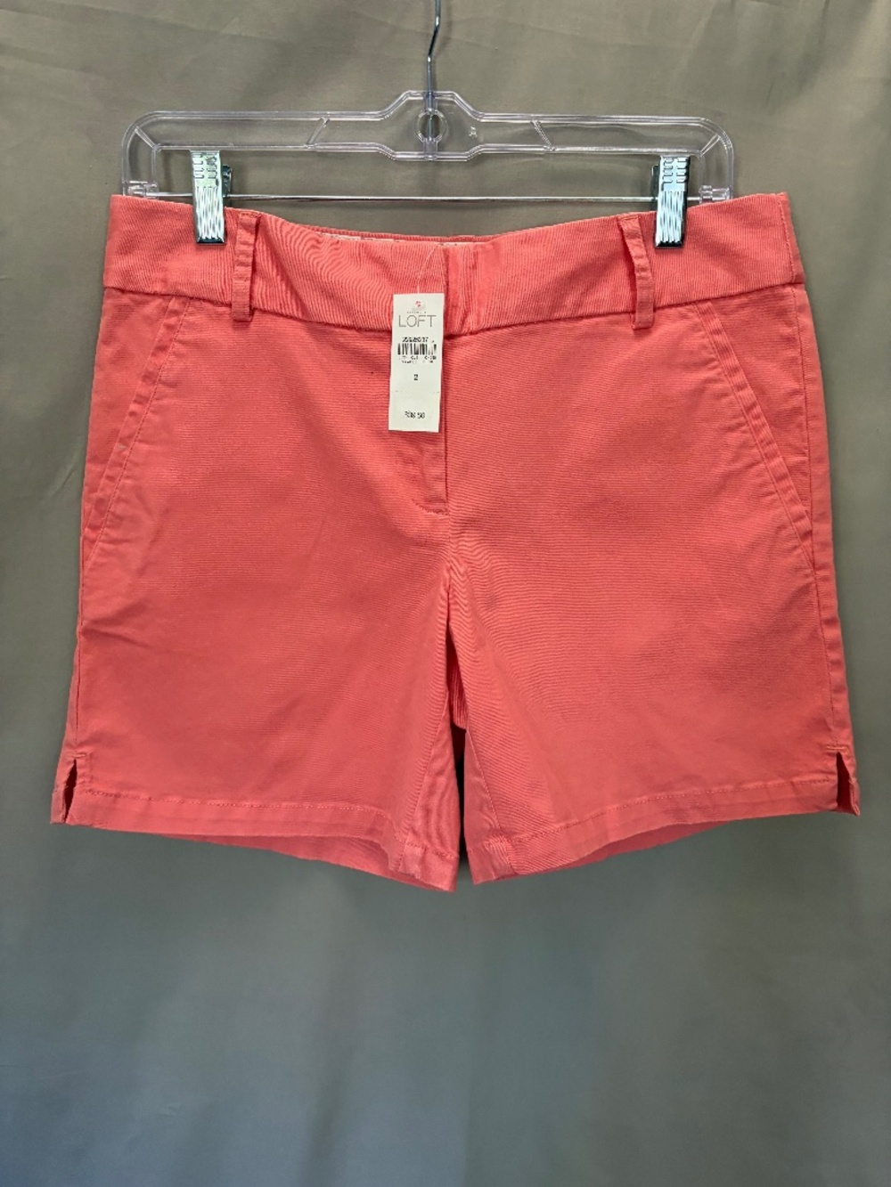 LOFT The Riviera Short, salmon color size 2 (NWT)